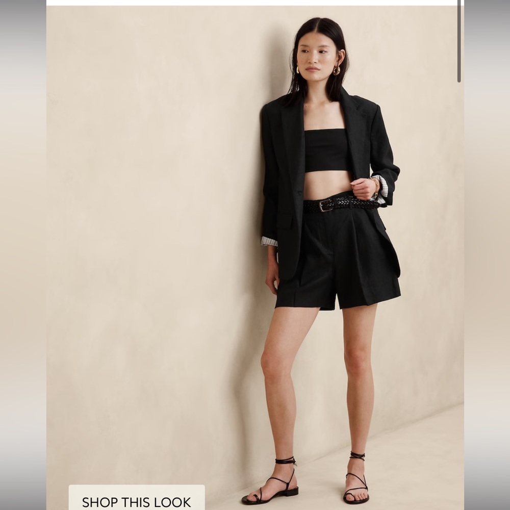 NWT Banana Republic LINA PLEATED LINEN SHORT in black